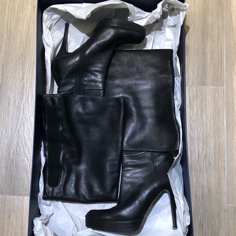 OTK thigh high Stuart Weitzman Hiho leather boots